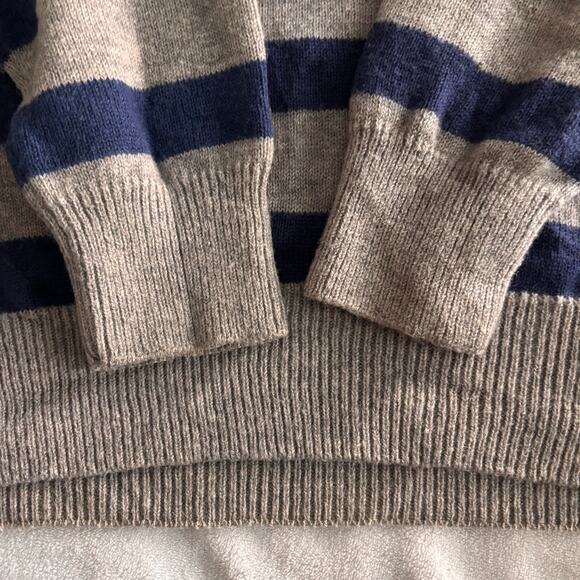 Fred Perry Mens Striped Lambswool Sweater Medium Blue Gray V-Neck Jumper Preppy - Picture 6 of 8